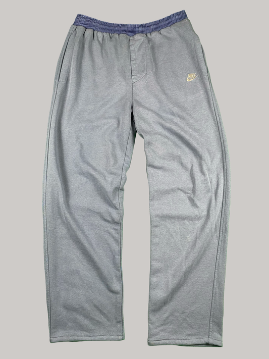 Nike Trackpants - L