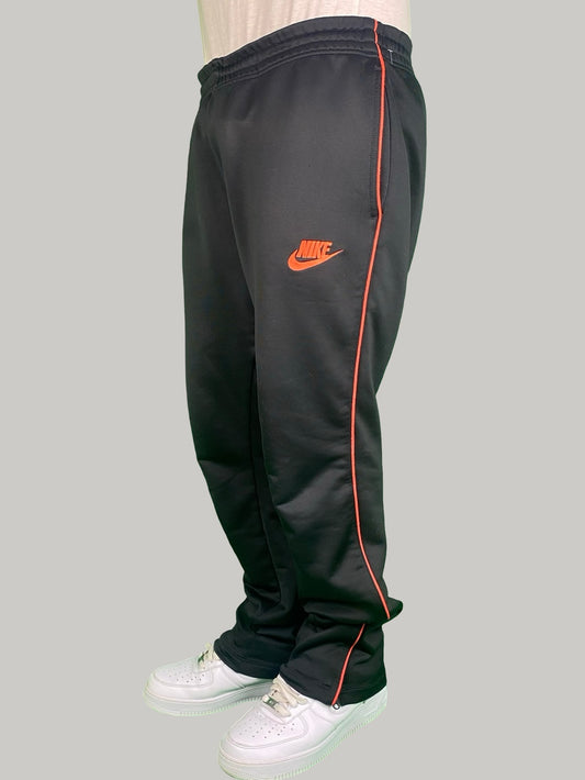 Nike Trackpants - L