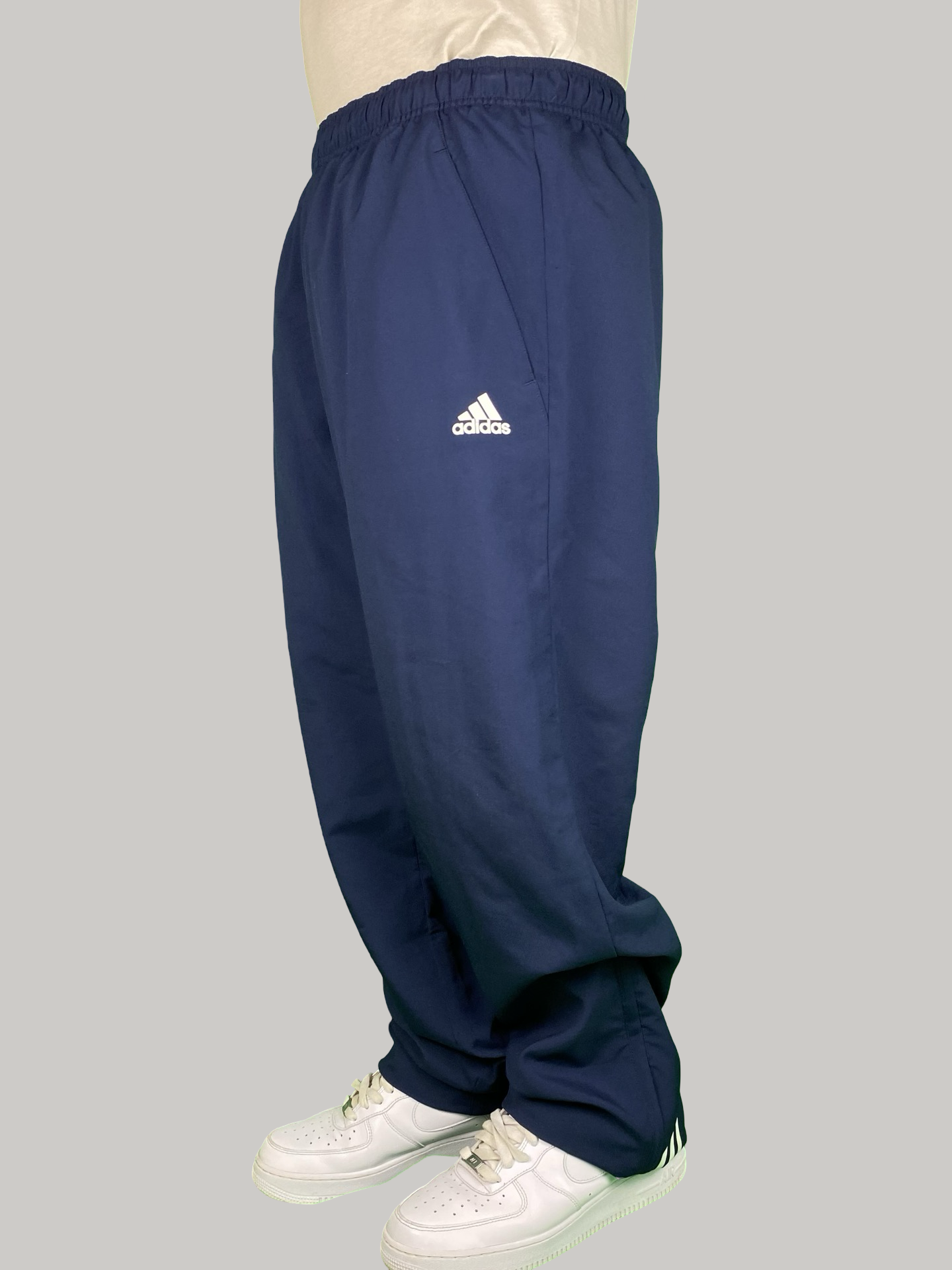 Adidas Trackpants - M