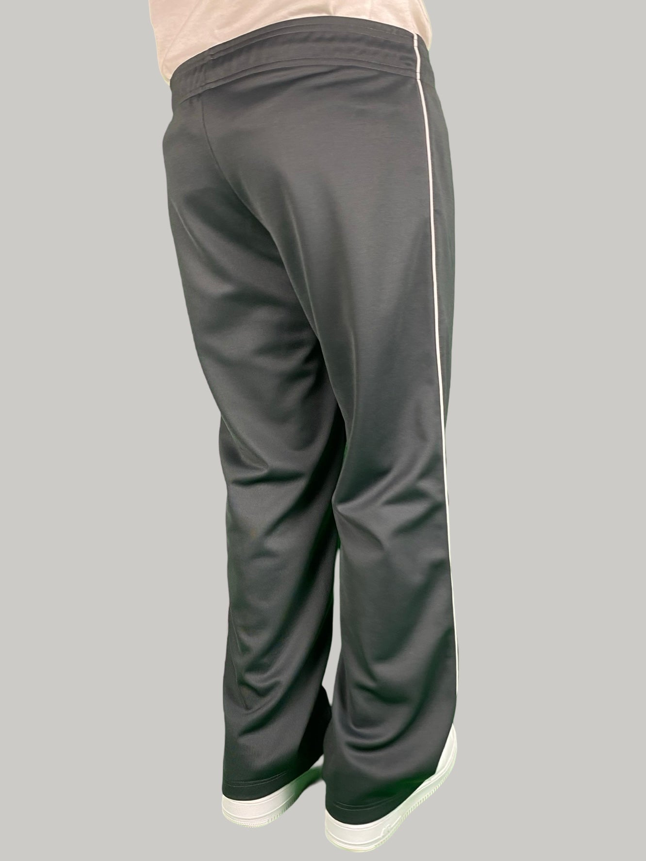 Nike Trackpants - M